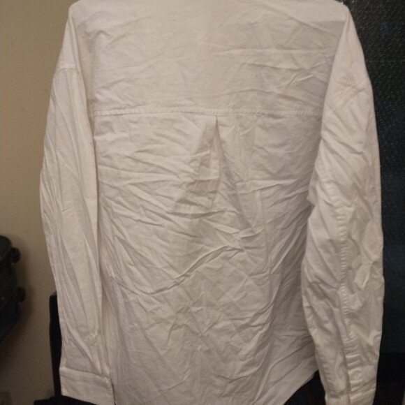 VINTAGE! 90'S WARNER BROS. LOONEY TUNES EMBROIDERED WHITE BUTTONDOWN SHIRT - Picture 2 of 4